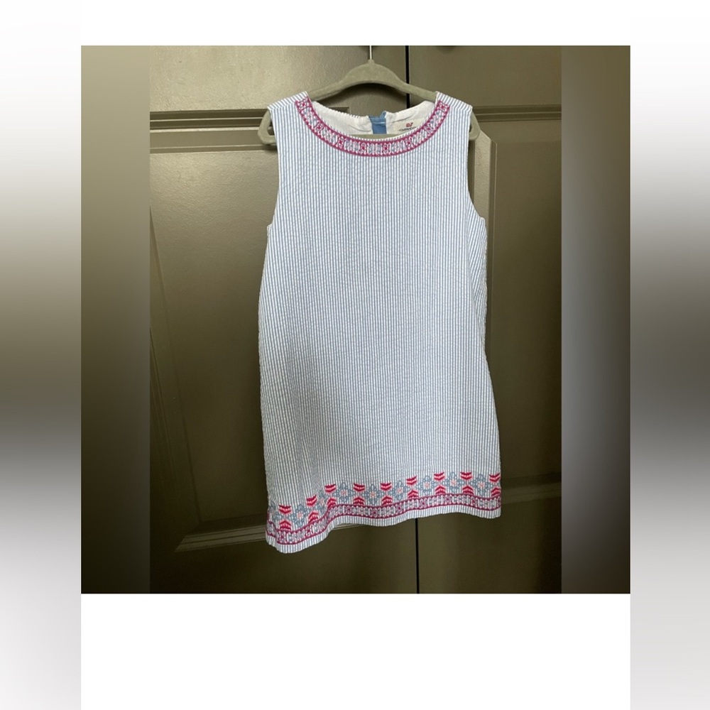 Vineyard Vines Seersucker Girls' Sleeveless Dress with Pink Embroidery